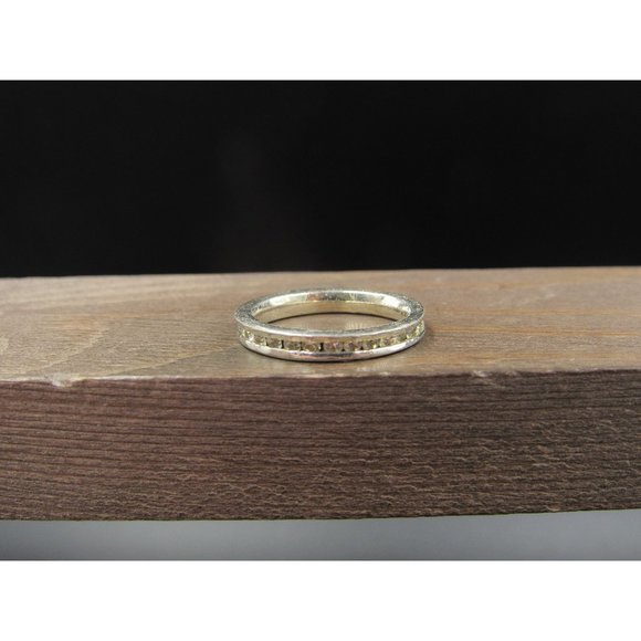 Size 7 Sterling Silver Worn Rustic Crystal Channel Band Ring Vintage Statement - Picture 1 of 7